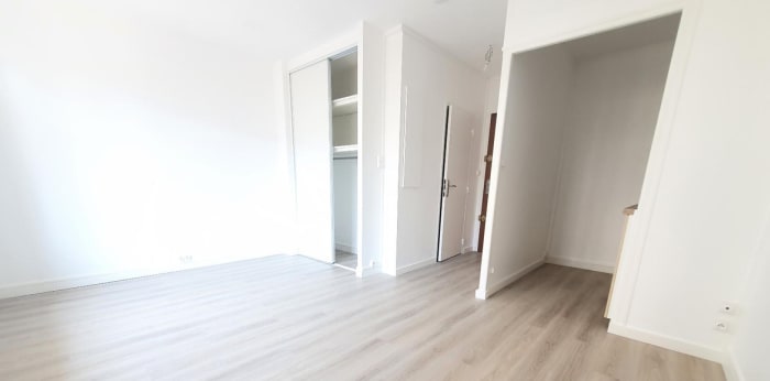 Image 6 sur 7 - Appartement  ·  Vente · Grenoble (38000) · 1 pièce · 23m²