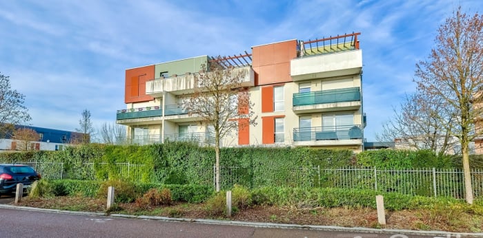 Image 8 sur 9 - Appartement  ·  Vente · St Apollinaire (21850) · 2 pièces · 45m²