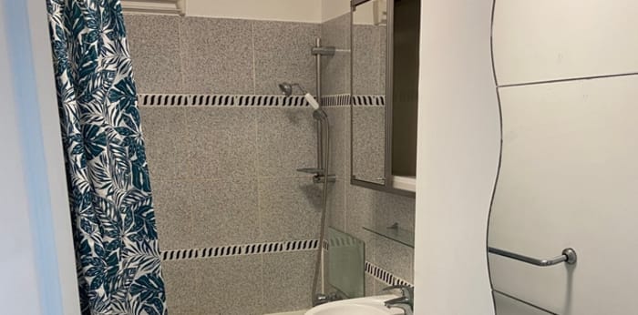 Image 4 sur 8 - Appartement  ·  Vente · Paris 18 (75018) · 1 pièce · 30m²