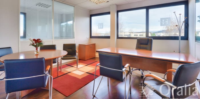 Image 7 sur 12 - Bureaux  ·  Vente · Dardilly (69570) · 13 pièces · 426m²