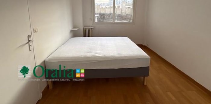 Image 6 sur 12 - Appartement  ·  Location · Paris (75015) · 2 pièces · 44m²
