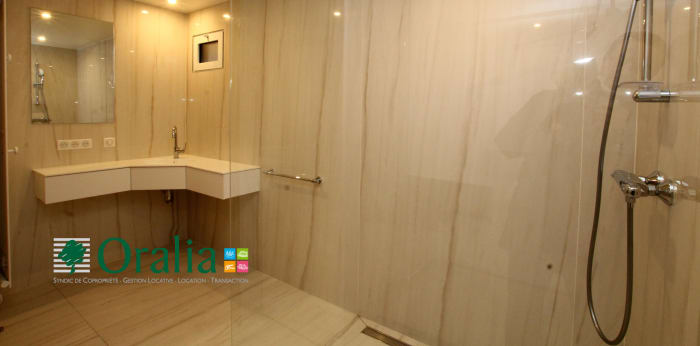 Image 5 sur 11 - Appartement  ·  Location · Paris (75014) · 1 pièce · 45m²