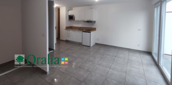 Image 2 sur 8 - Appartement  ·  Location · Dijon (21000) · 1 pièce · 35m²