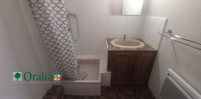 Image 7 sur 9 - Appartement  ·  Location · Dijon (21000) · 1 pièce · 38m²