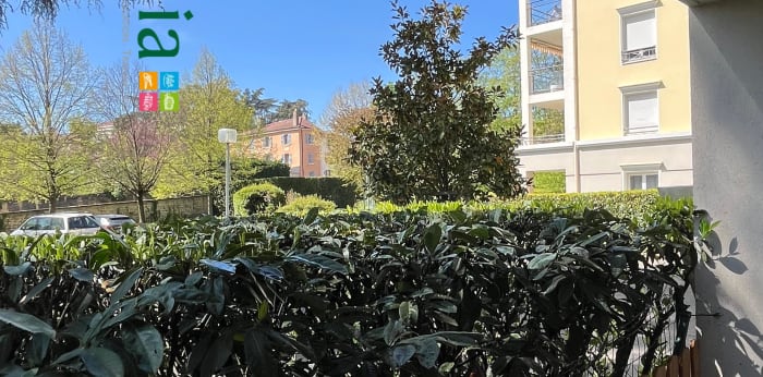 Image 11 sur 14 - Appartement  ·  Location · Champagne Au Mont D Or (69410) · 2 pièces · 32m²