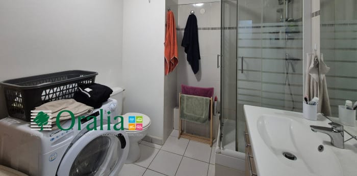 Image 9 sur 11 - Appartement  ·  Location · St Apollinaire (21850) · 2 pièces · 48m²