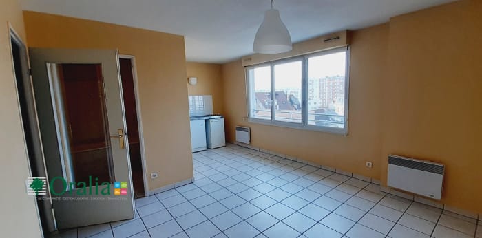 Image 1 sur 10 - Appartement  ·  Location · Dijon (21000) · 1 pièce · 30m²