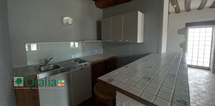 Image 5 sur 9 - Appartement  ·  Location · Dijon (21000) · 1 pièce · 38m²