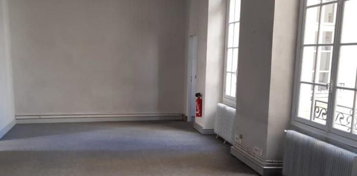 Image 18 sur 19 - Local commercial  ·  Location · Paris (75006)