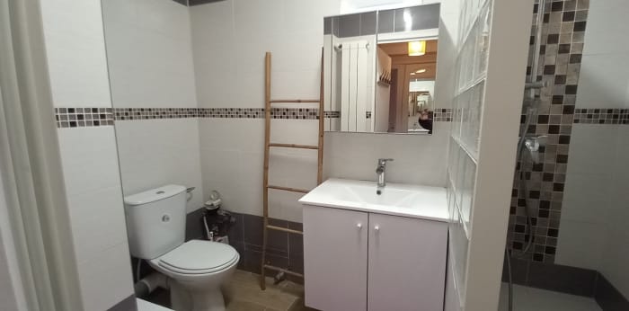 Image 6 sur 8 - Appartement  ·  Location · Marseille (13006) · 1 pièce · 30m²