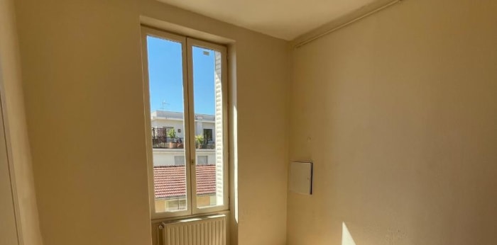 Image 4 sur 10 - Appartement  ·  Location · Lyon (69003) · 4 pièces · 67m²