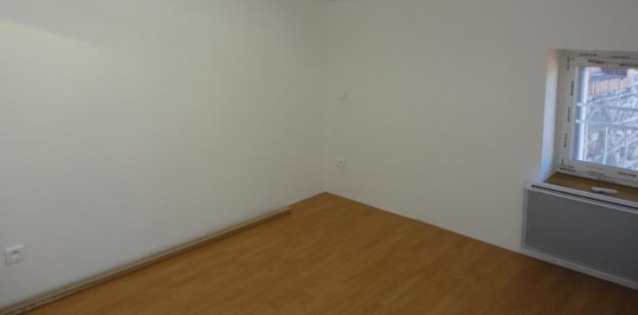 Image 3 sur 5 - Appartement  ·  Location · Ste Foy L Argentiere (69610) · 4 pièces · 68m²