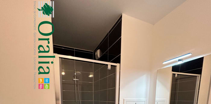 Image 6 sur 8 - Appartement  ·  Location · Dijon (21000) · 1 pièce · 22m²