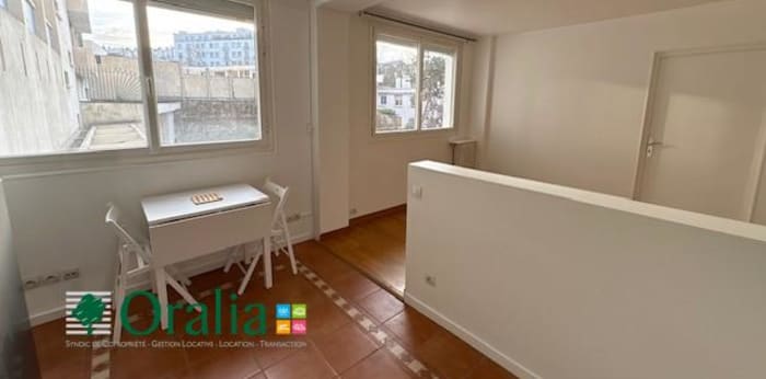 Image 5 sur 12 - Appartement  ·  Location · Paris (75015) · 2 pièces · 44m²