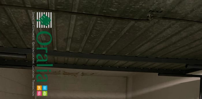 Image 2 sur 4 - Parking  ·  Location · Paris (75006)