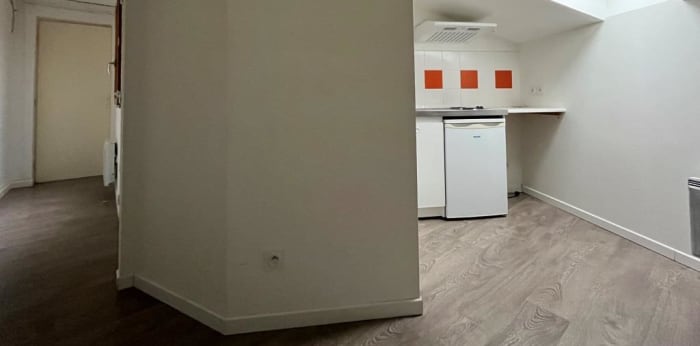 Image 6 sur 10 - Appartement  ·  Location · Bordeaux (33000) · 1 pièce · 21m²