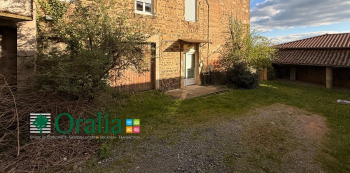 Image 1 sur 7 - Appartement  ·  Location · St Laurent De Chamousset (69930) · 3 pièces · 80m²