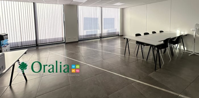 Image 9 sur 12 - Local commercial  ·  Location · Jassans Riottier (01480) · 78m²