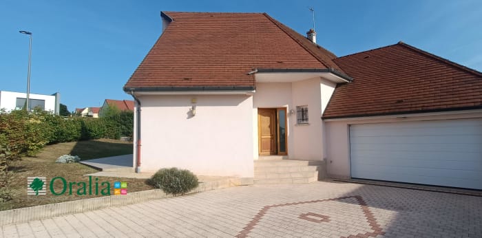 Image 22 sur 22 - Maison  ·  Location · Fontaine Les Dijon (21121) · 7 pièces · 195m²