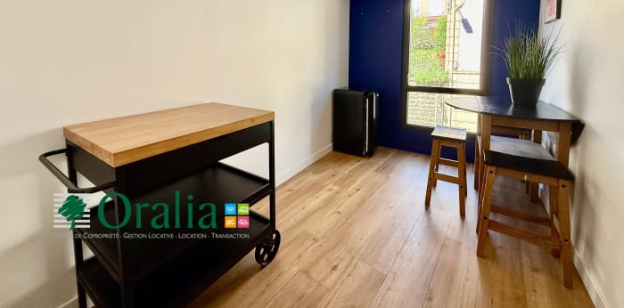 Image 5 sur 8 - Local commercial  ·  Location · Tarare (69170)