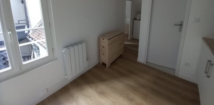 Image 2 sur 6 - Appartement  ·  Location · Dijon (21000) · 1 pièce · 17m²