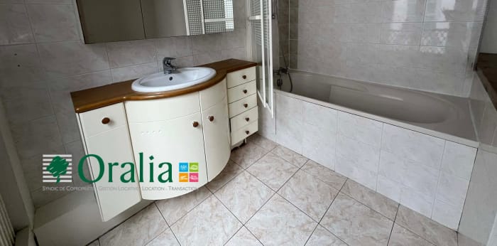 Image 15 sur 16 - Appartement  ·  Location · Paris (75005) · 4 pièces · 86m²