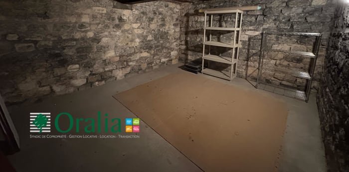 Image 22 sur 24 - Appartement  ·  Location · Paris (75008) · 6 pièces · 263m²