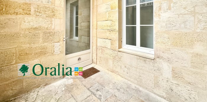 Image 2 sur 9 - Appartement  ·  Location · Bordeaux (33000) · 2 pièces · 37m²