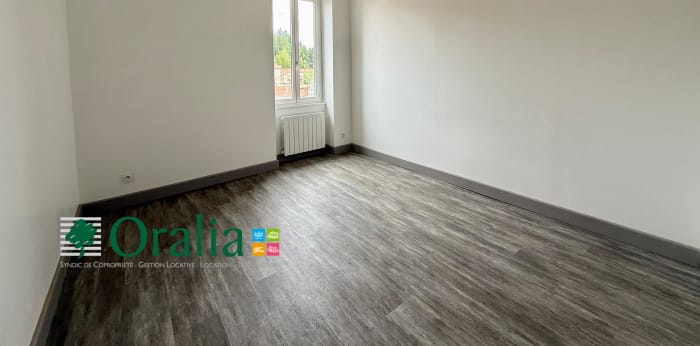 Image 4 sur 7 - Appartement  ·  Location · Amplepuis (69550) · 3 pièces · 56m²