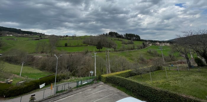 Image 8 sur 8 - Maison  ·  Location · St Nizier D Azergues (69870) · 3 pièces · 63m²