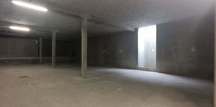 Image 3 sur 5 - Parking  ·  Location · Dijon (21000) · 12m²
