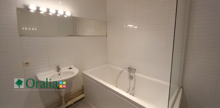 Image 10 sur 12 - Appartement  ·  Location · Dijon (21000) · 2 pièces · 50m²