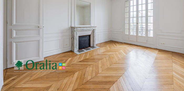 Image 5 sur 15 - Appartement  ·  Location · Paris (75007) · 4 pièces · 110m²