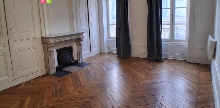 Image 2 sur 6 - Appartement  ·  Location · Lyon (69002) · 3 pièces · 67m²