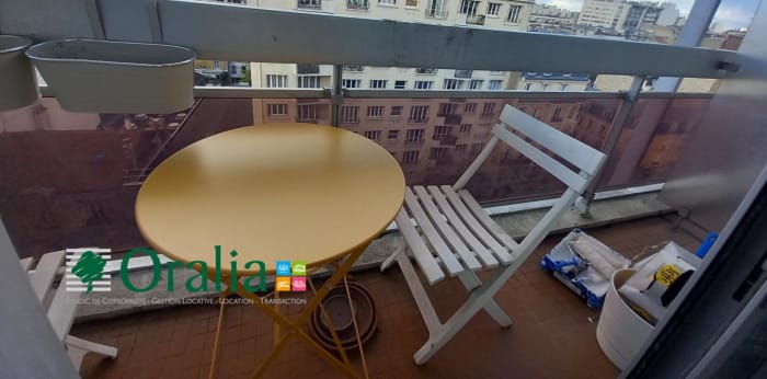 Image 5 sur 7 - Appartement  ·  Location · Paris (75014) · 1 pièce · 24m²