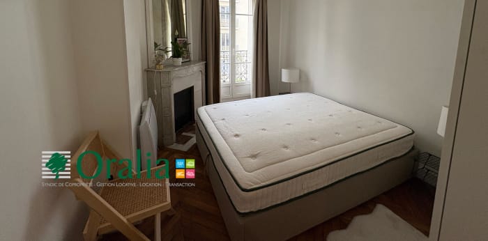 Image 10 sur 13 - Appartement  ·  Location · Paris (75014) · 2 pièces · 48m²