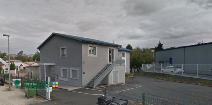 Image 1 sur 5 - Local commercial  ·  Location · Cenon (33150) · 122m²