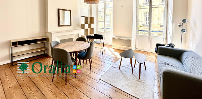 Image 1 sur 22 - Appartement  ·  Location · Bordeaux (33000) · 2 pièces · 43m²