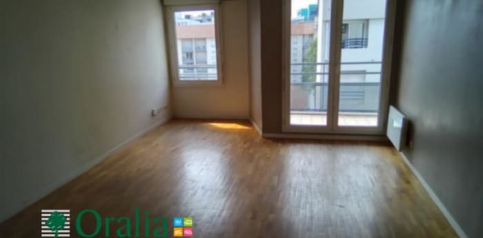 Image 2 sur 8 - Appartement  ·  Location · Lyon (69003) · 3 pièces · 64m²