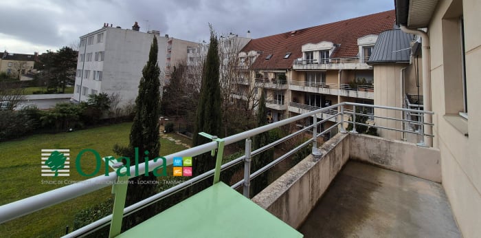 Image 5 sur 9 - Appartement  ·  Location · Dijon (21000) · 2 pièces · 32m²