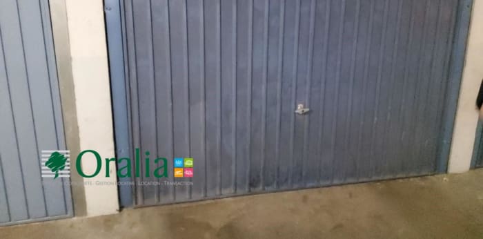 Image 4 sur 4 - Parking  ·  Location · Lyon (69006)