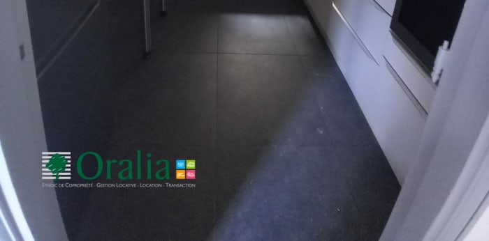 Image 7 sur 18 - Appartement  ·  Location · Paris (75003) · 2 pièces · 77m²