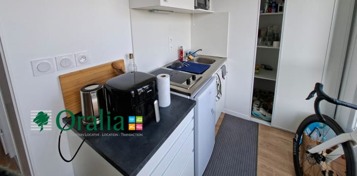 Image 4 sur 8 - Appartement  ·  Location · Dijon (21000) · 1 pièce · 24m²