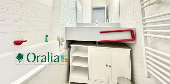 Image 12 sur 24 - Appartement  ·  Location · Bordeaux (33000) · 2 pièces · 39m²