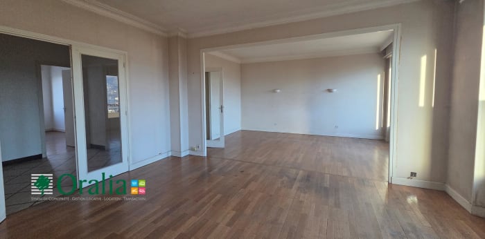 Image 20 sur 20 - Appartement  ·  Location · Grenoble (38000) · 3 pièces · 94m²