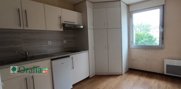 Image 3 sur 6 - Appartement  ·  Location · Dijon (21000) · 1 pièce · 30m²