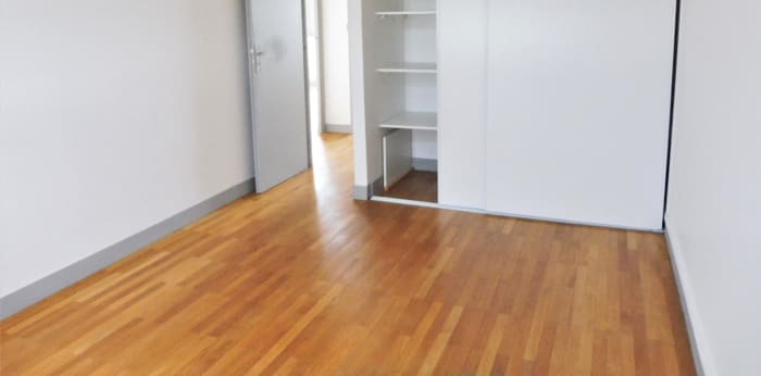 Image 9 sur 12 - Local commercial  ·  Location · Caluire (69300)