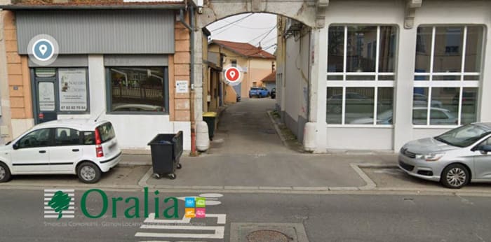 Image 1 sur 3 - Parking  ·  Location · Lyon (69009) · 18m²