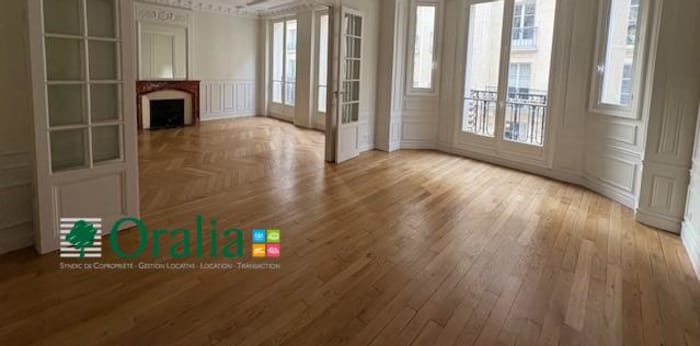 Image 3 sur 15 - Appartement  ·  Location · Paris (75014) · 6 pièces · 169m²