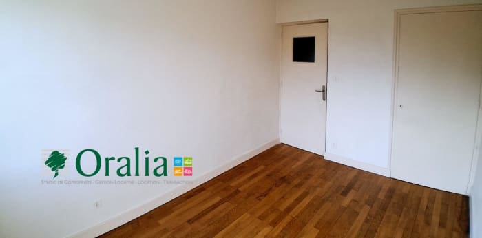 Image 22 sur 24 - Maison  ·  Location · Les Cheres (69380) · 5 pièces · 138m²